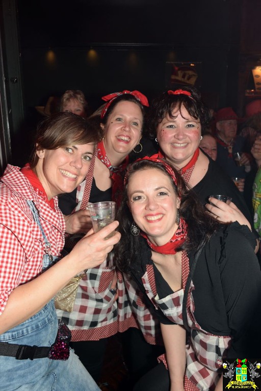 ../Images/Carnavals maandagavond in VdG 219.jpg